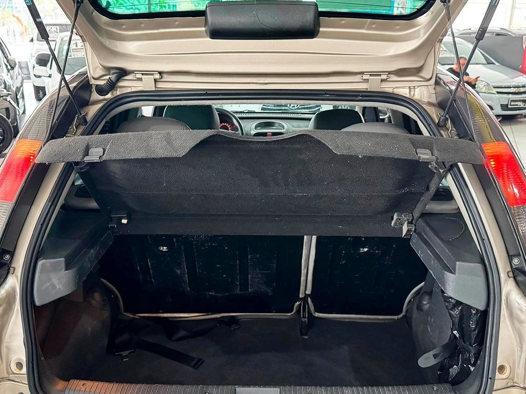 CHEVROLET CORSA
