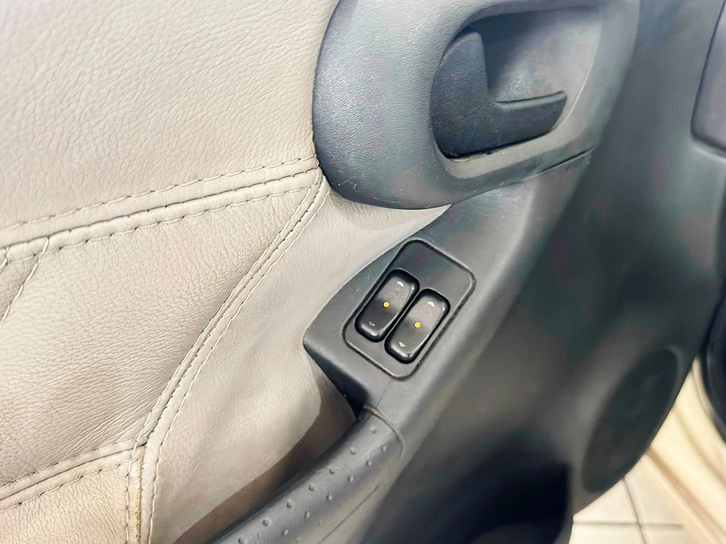 CHEVROLET CORSA