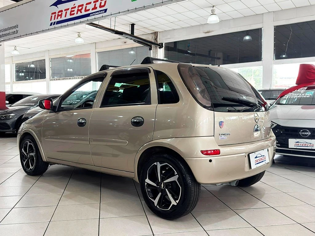 CHEVROLET CORSA
