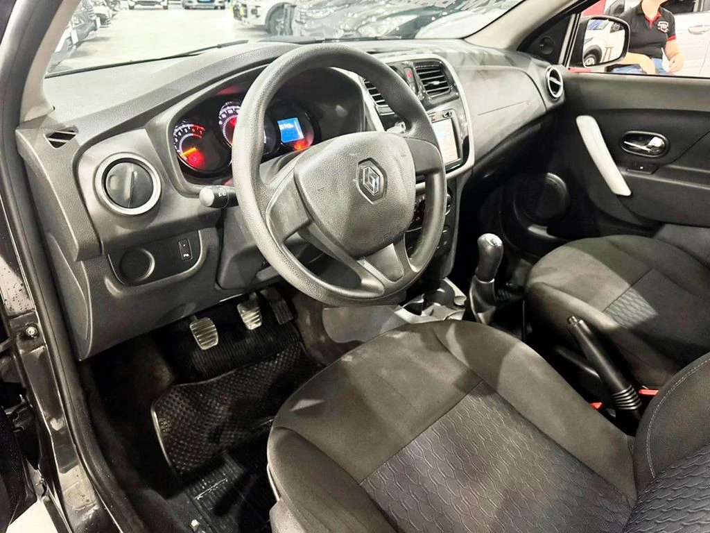 RENAULT SANDERO