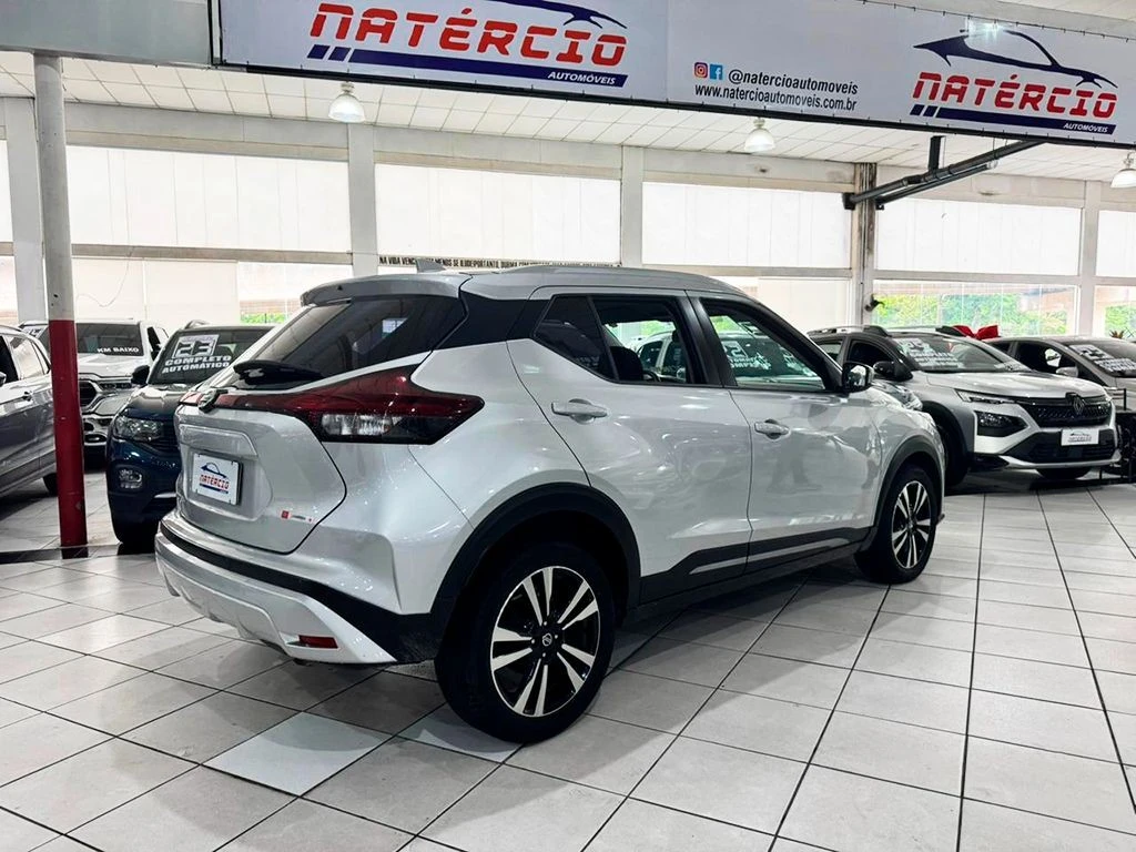 NISSAN KICKS