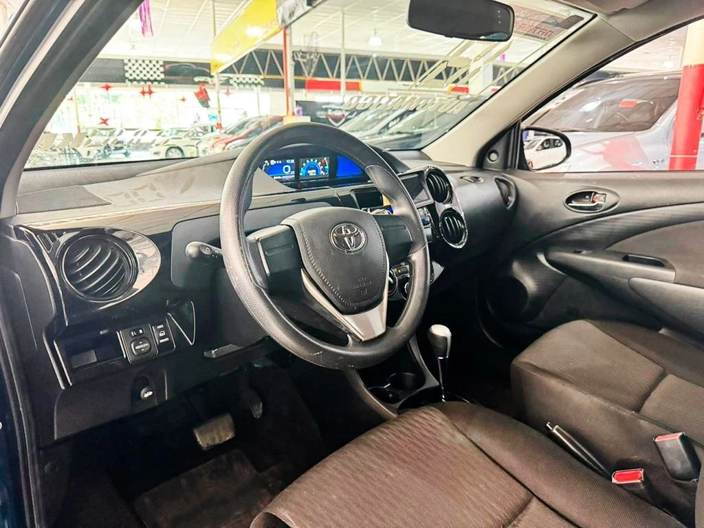 TOYOTA ETIOS
