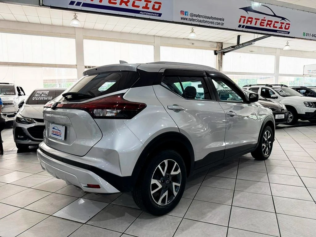 NISSAN KICKS