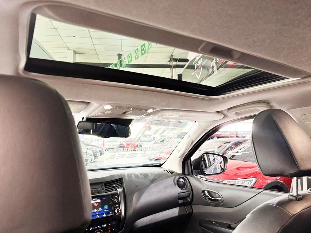 NISSAN FRONTIER