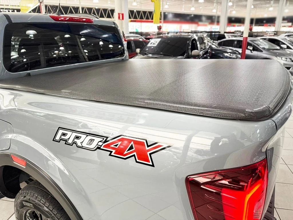 NISSAN FRONTIER