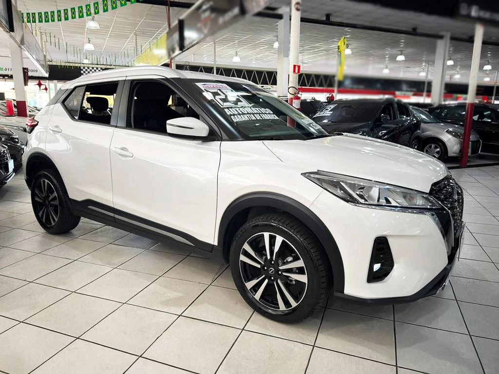 NISSAN KICKS PLAY