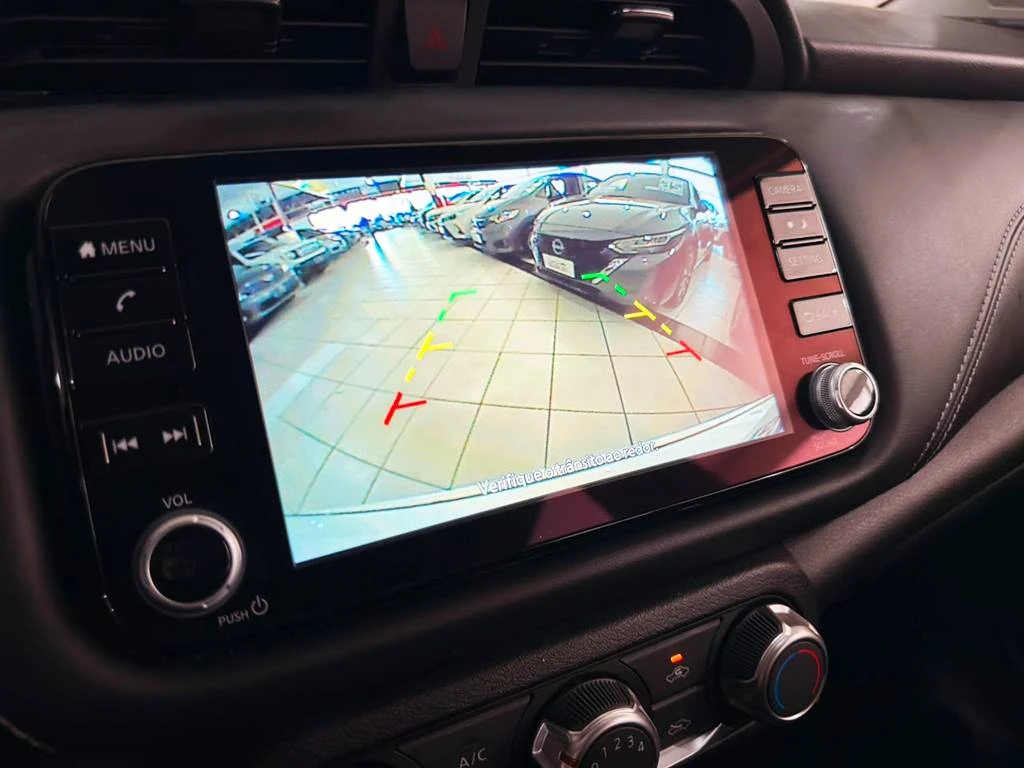 NISSAN KICKS PLAY
