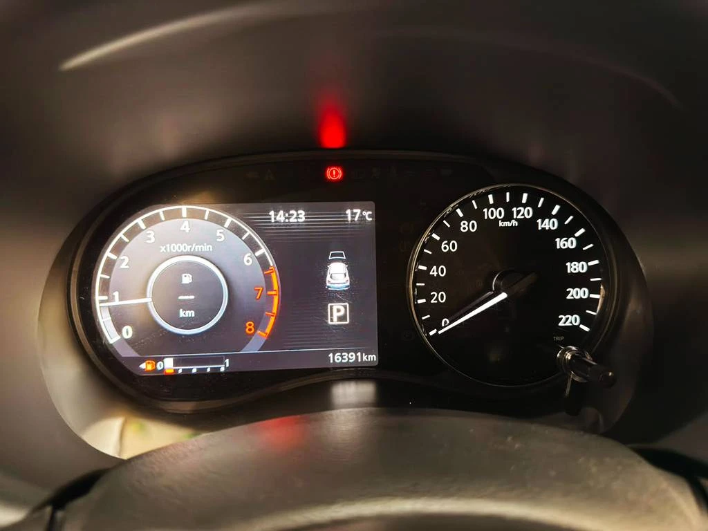 NISSAN KICKS PLAY