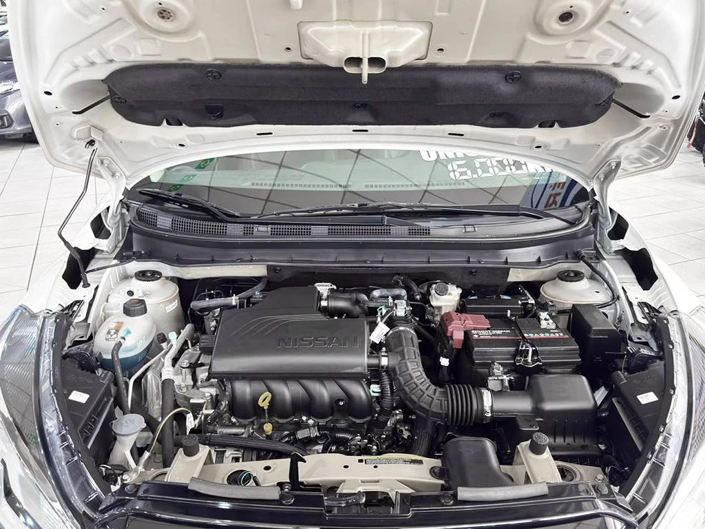 NISSAN KICKS PLAY