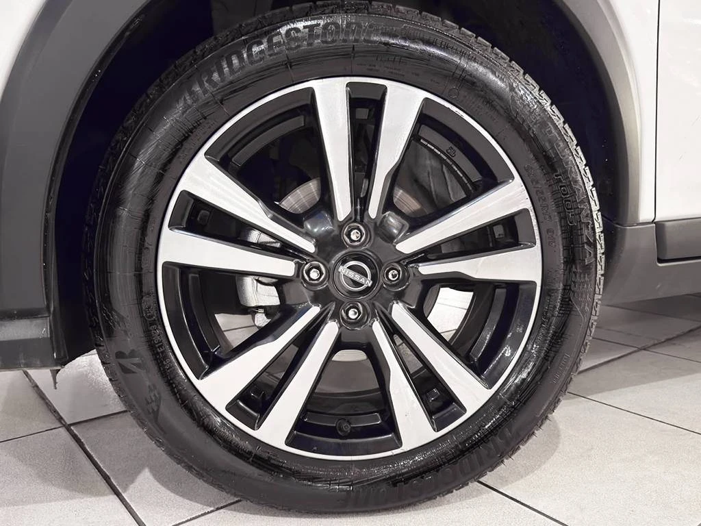 NISSAN KICKS PLAY
