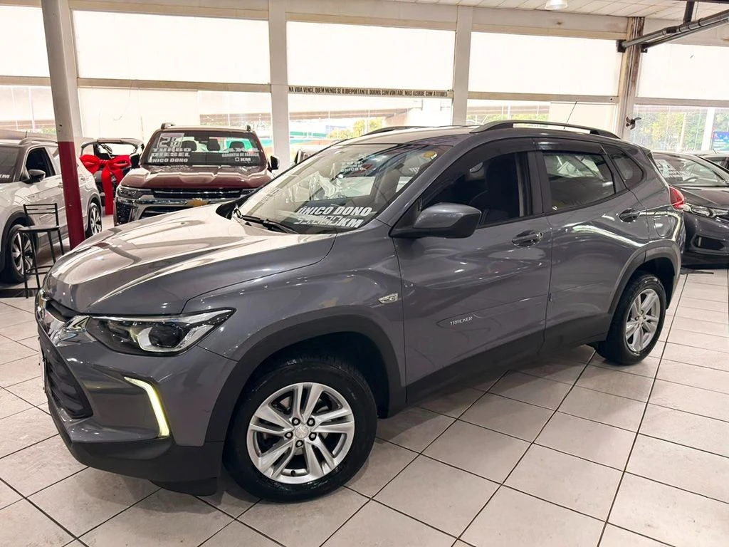 CHEVROLET TRACKER