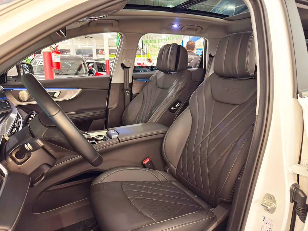 CHERY TIGGO 8