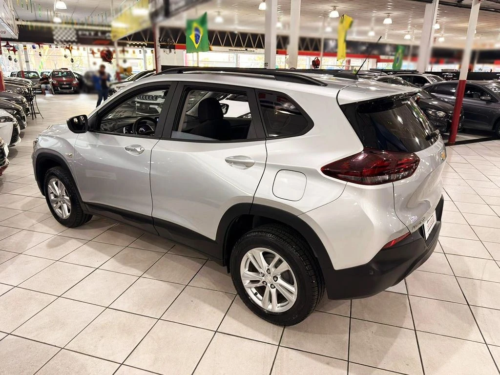 CHEVROLET TRACKER