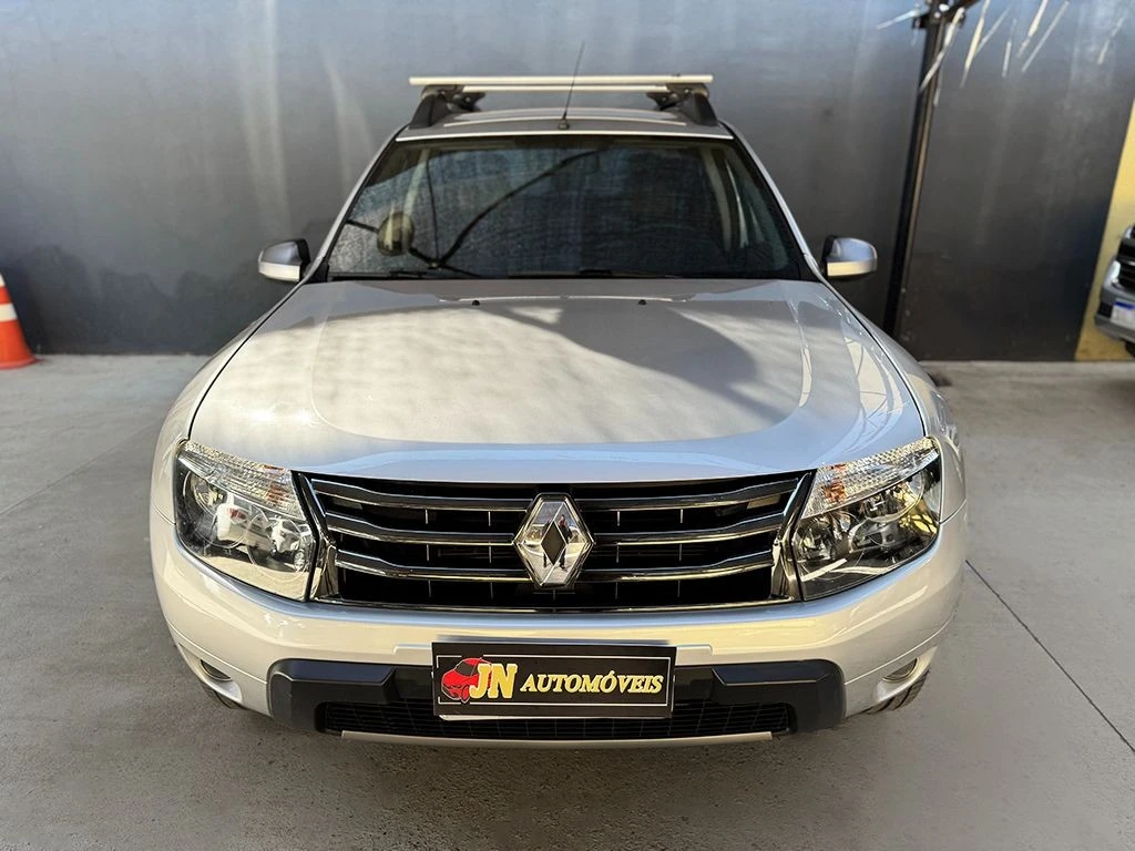 RENAULT DUSTER