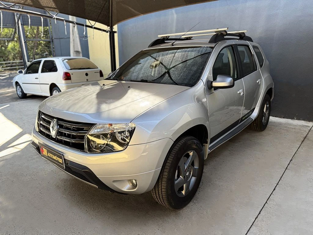 RENAULT DUSTER