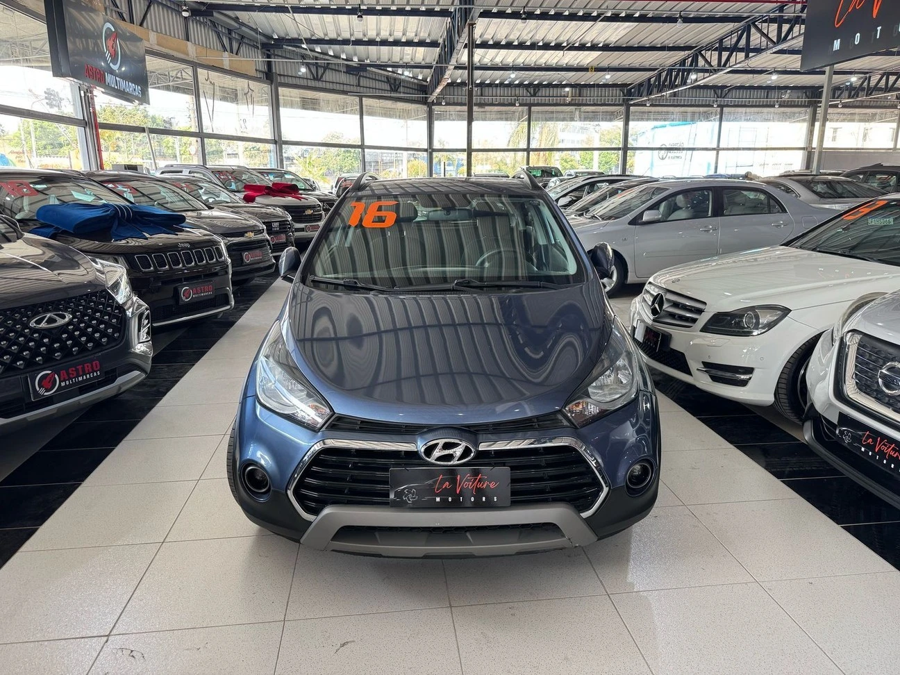 HYUNDAI HB20X
