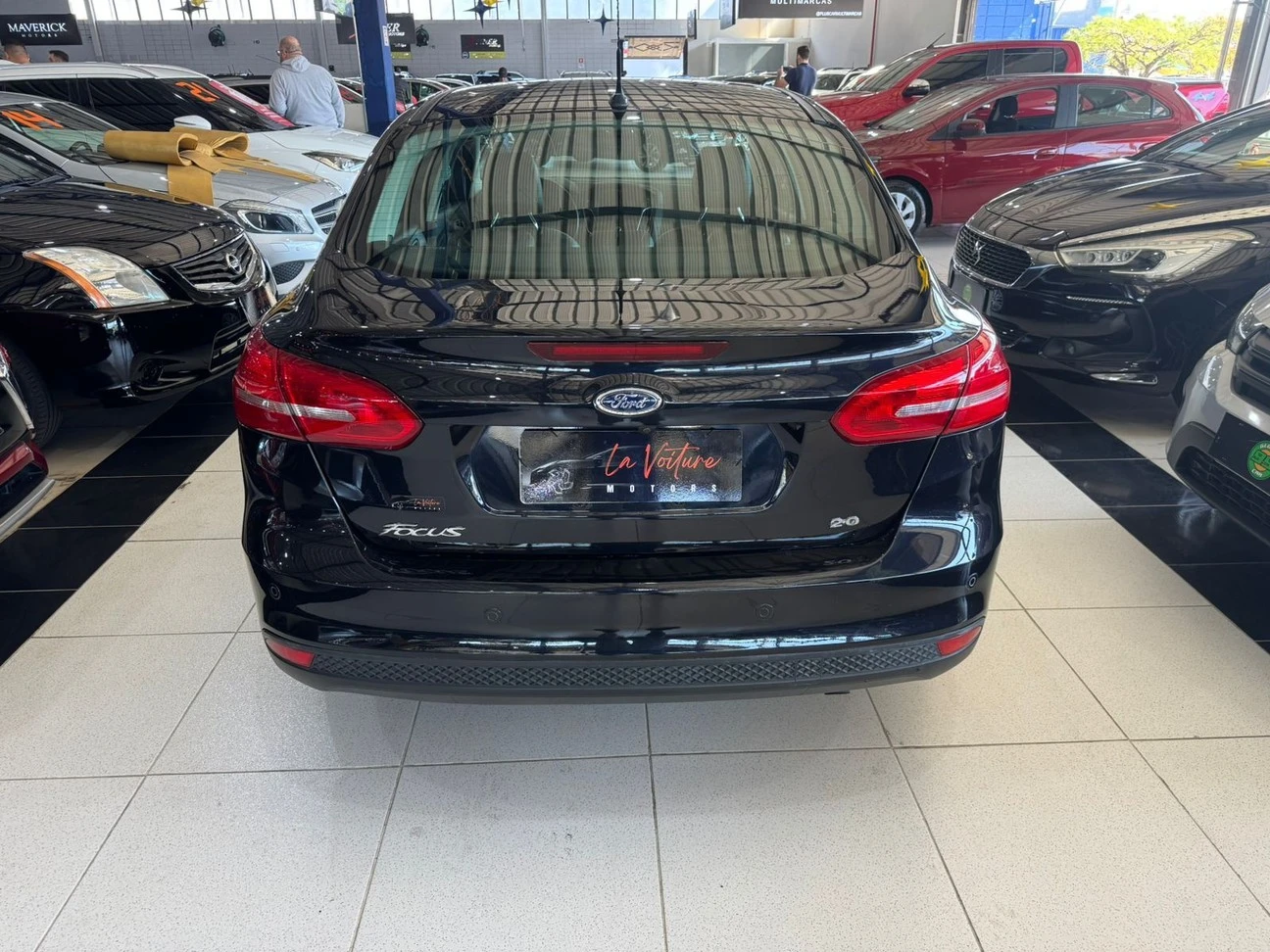 FORD FOCUS