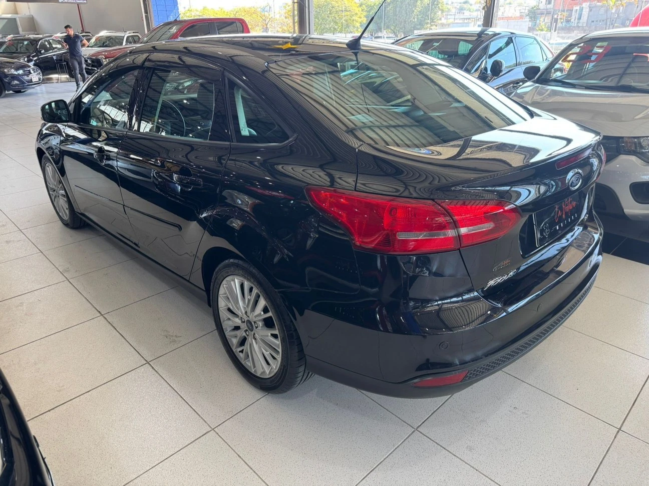 FORD FOCUS