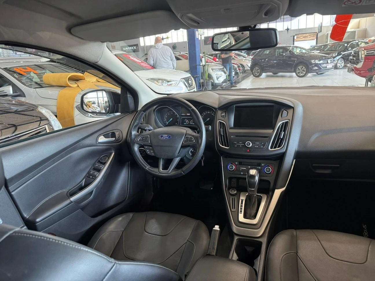 FORD FOCUS