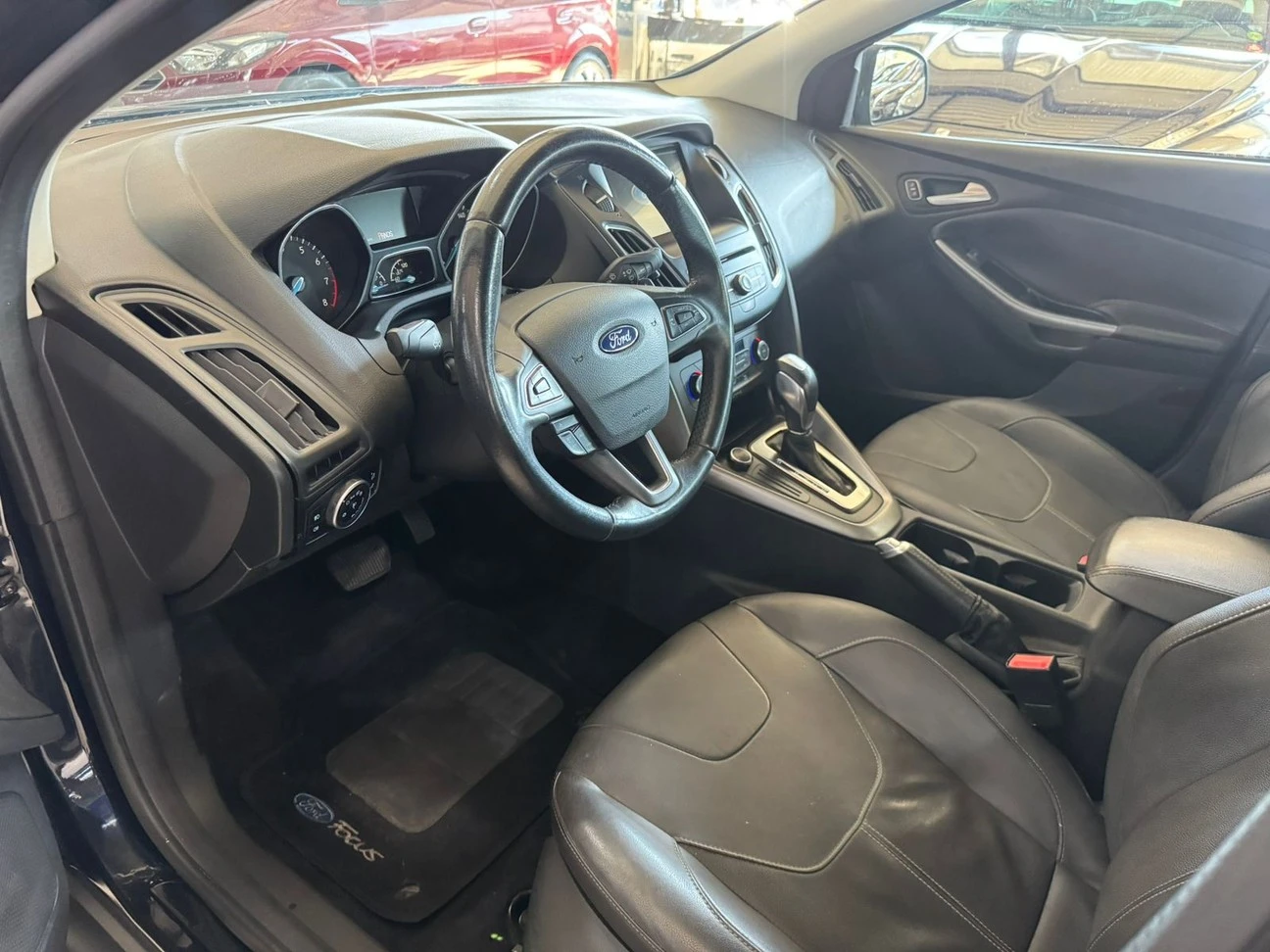 FORD FOCUS