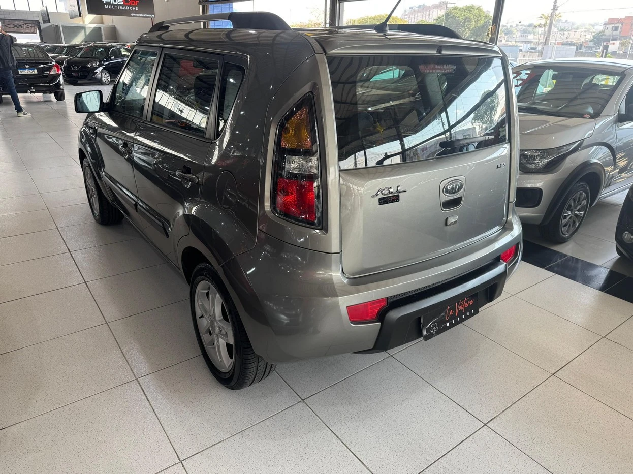 KIA SOUL