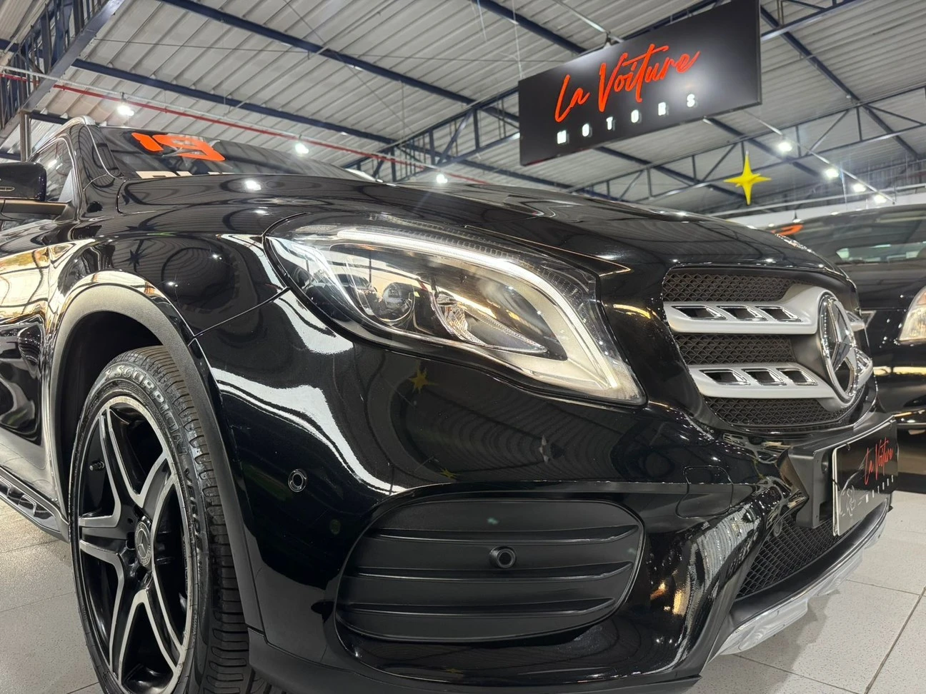 MERCEDES-BENZ GLA 250