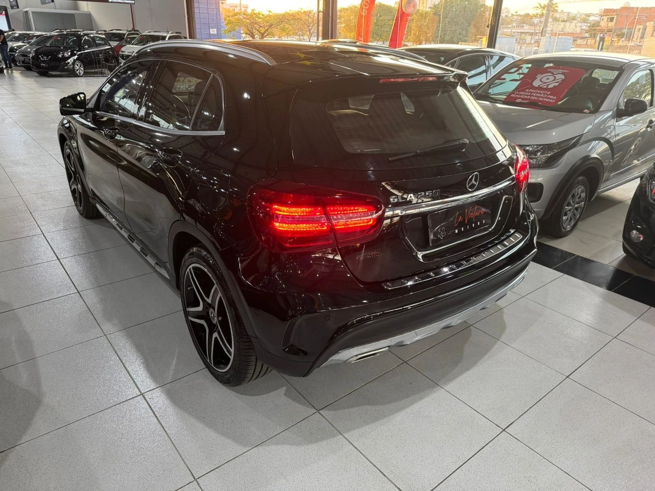 MERCEDES-BENZ GLA 250