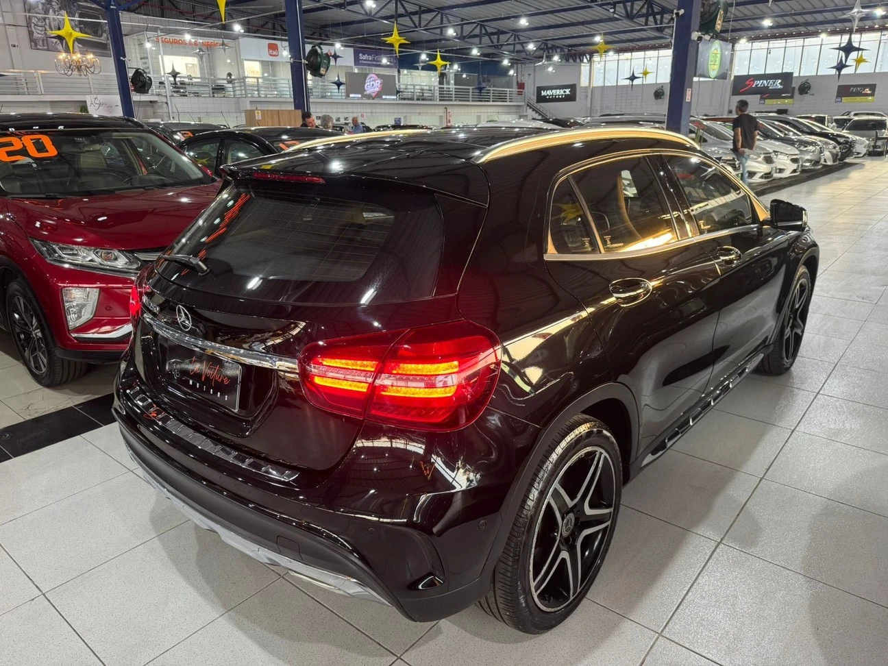 MERCEDES-BENZ GLA 250