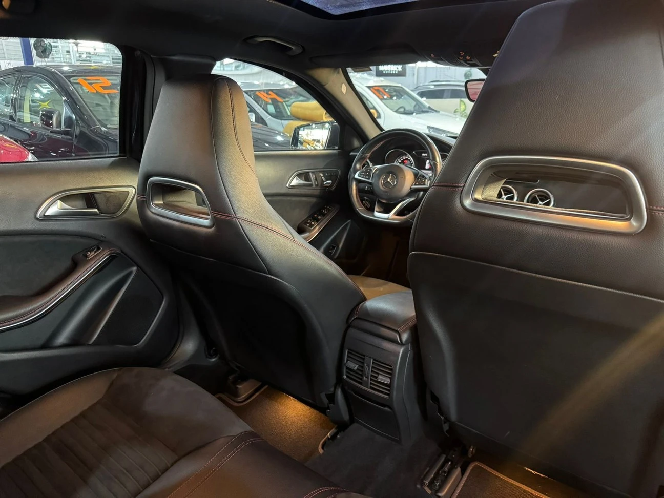 MERCEDES-BENZ GLA 250