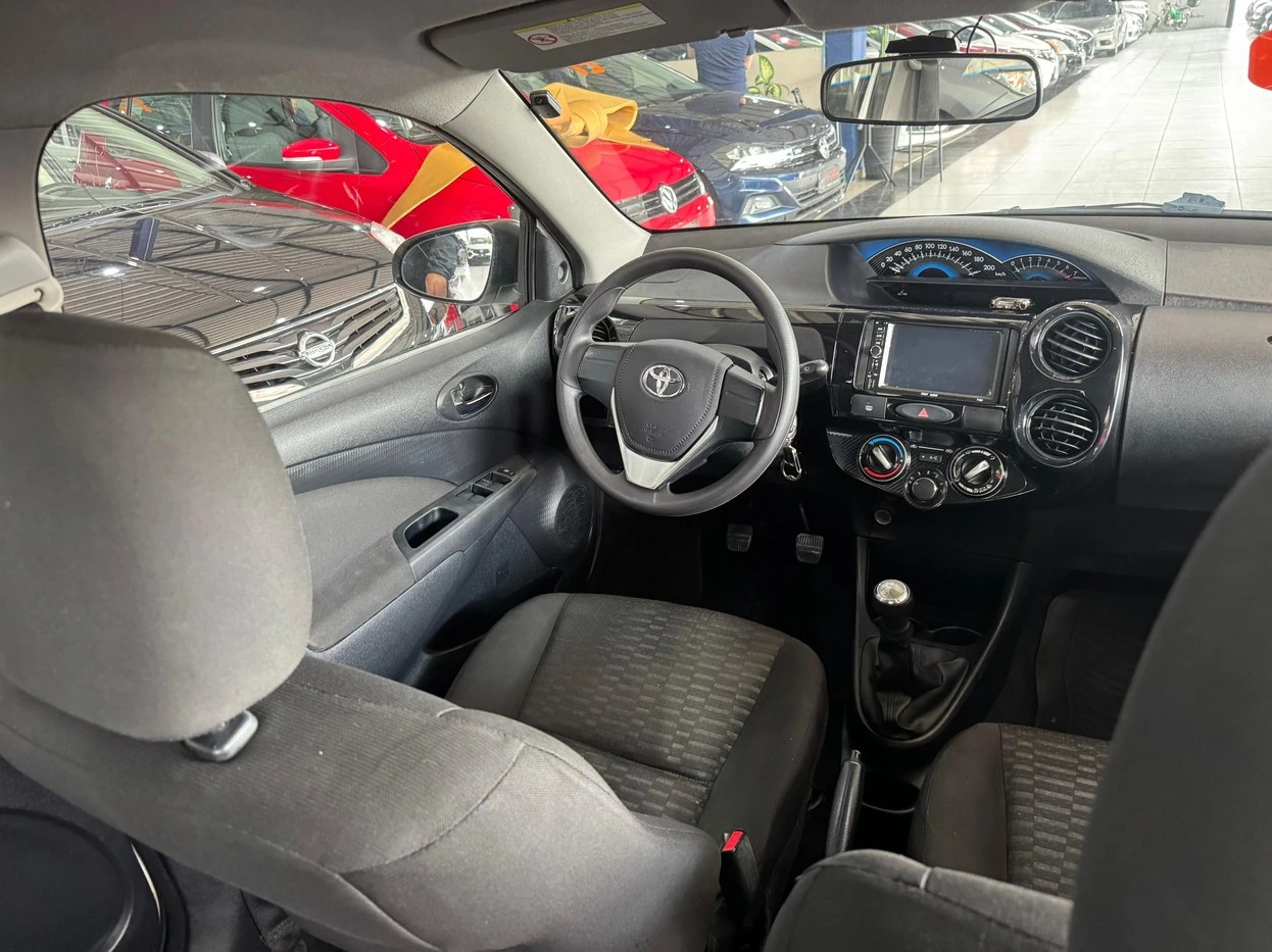 TOYOTA ETIOS