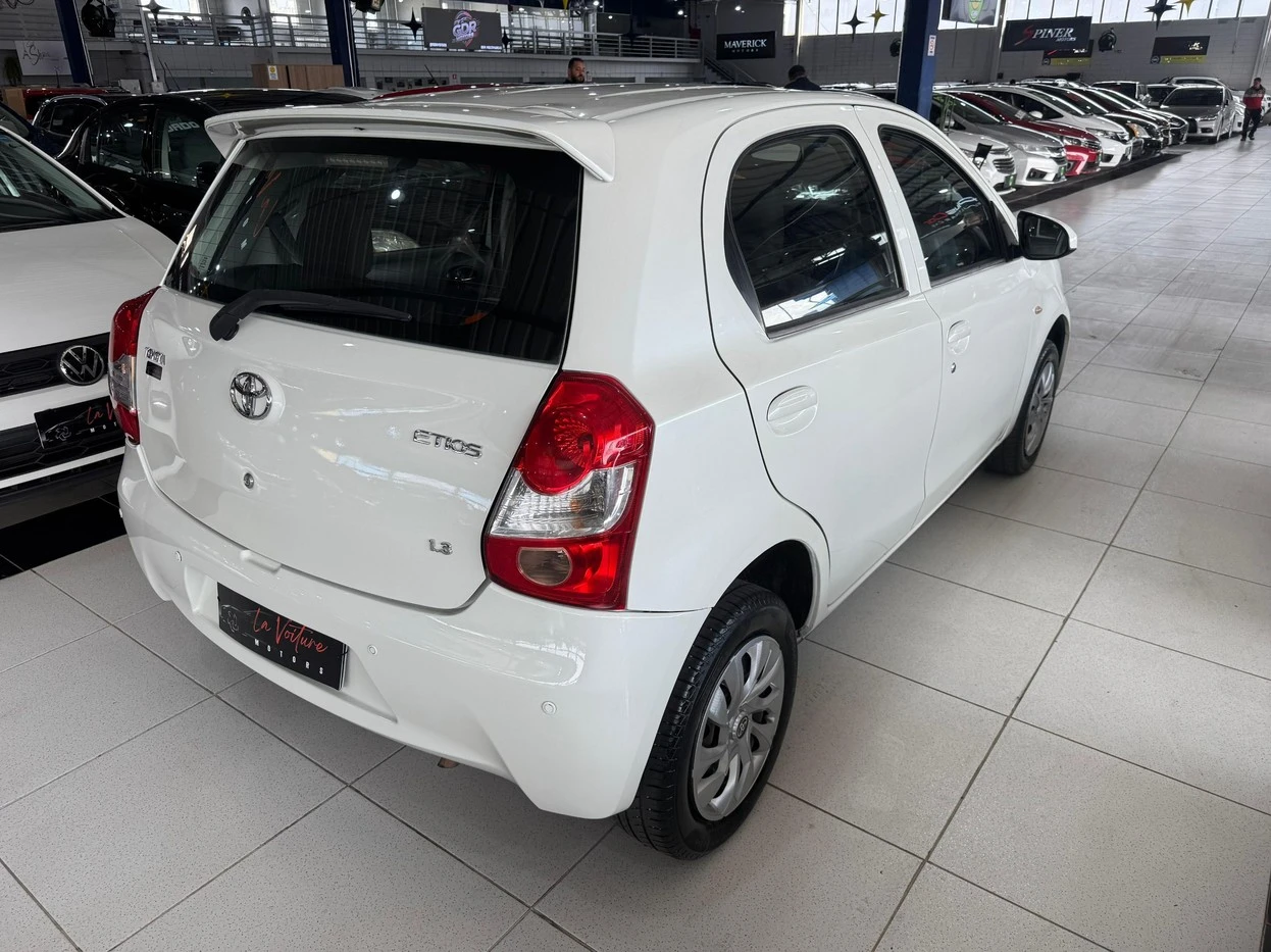 TOYOTA ETIOS