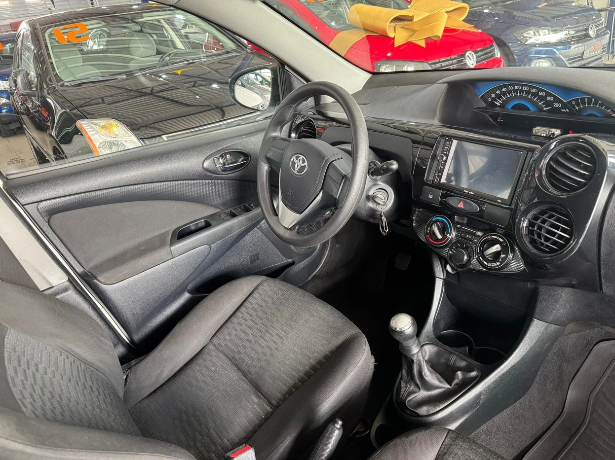 TOYOTA ETIOS