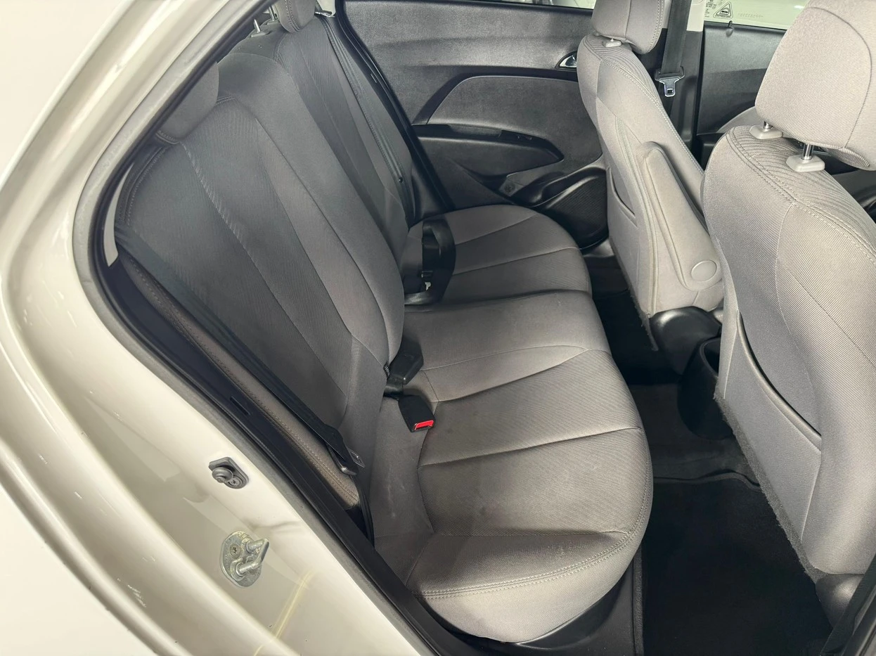 HYUNDAI HB20X