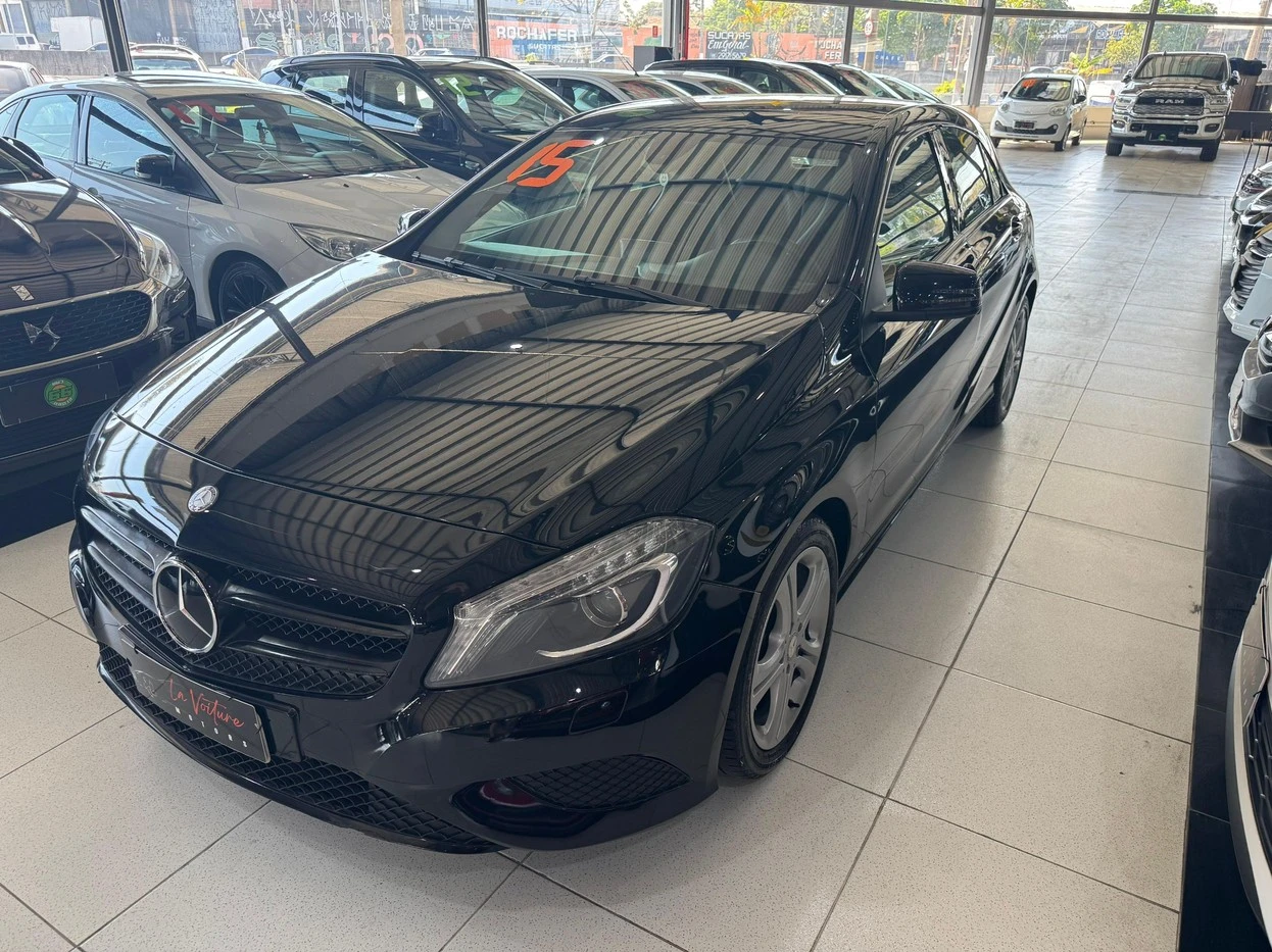 MERCEDES-BENZ A 200