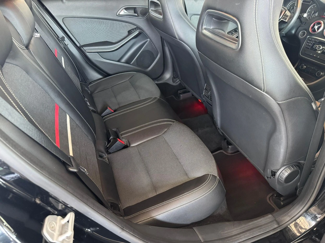MERCEDES-BENZ A 200