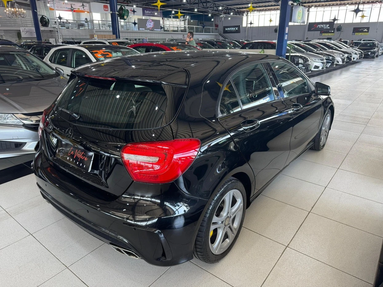 MERCEDES-BENZ A 200