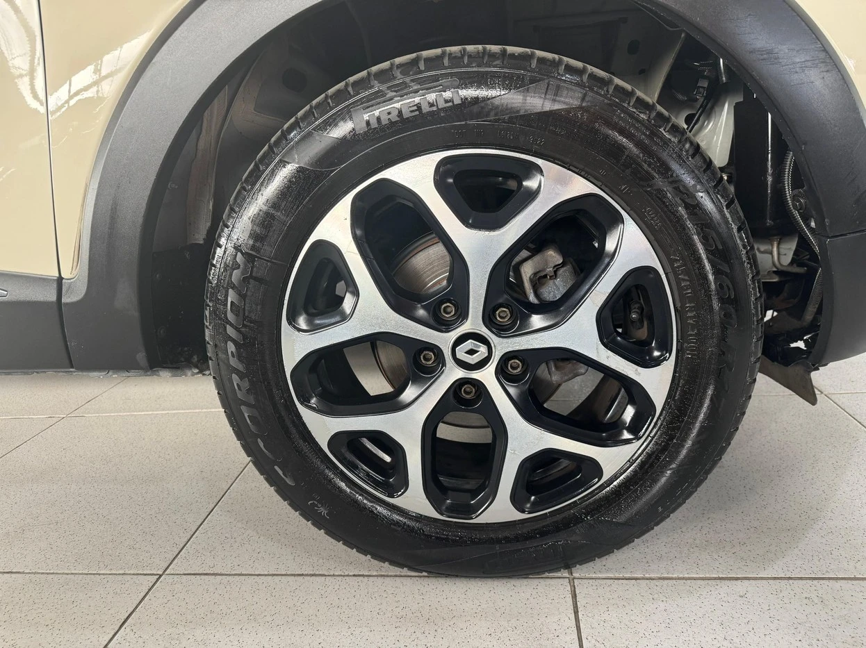 RENAULT CAPTUR