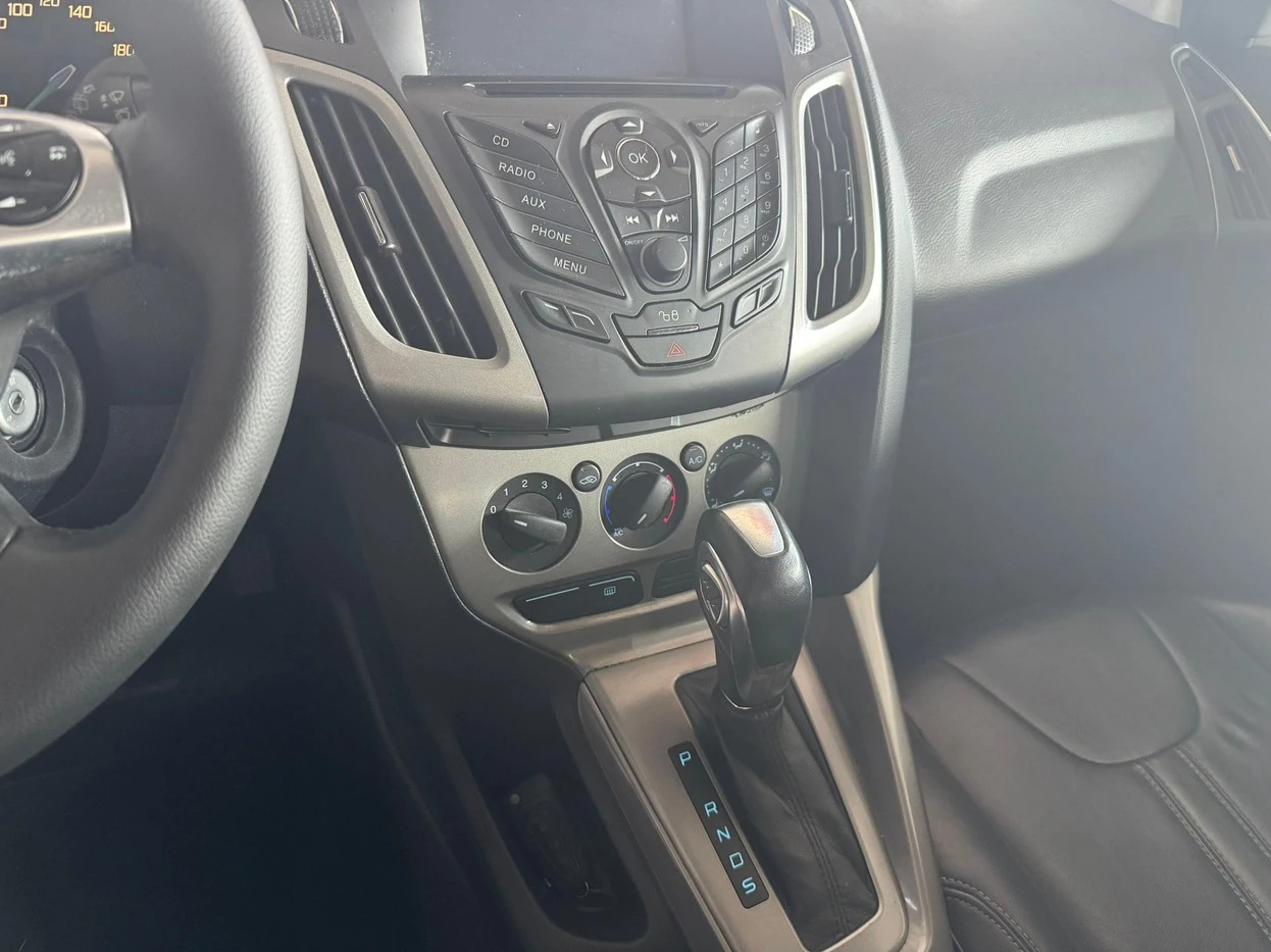 FORD FOCUS