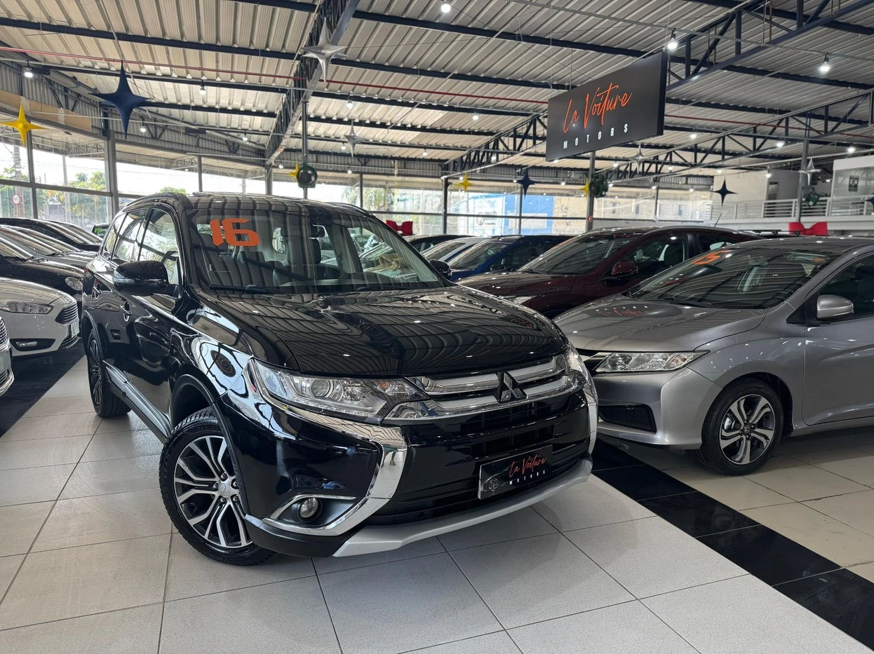 MITSUBISHI OUTLANDER