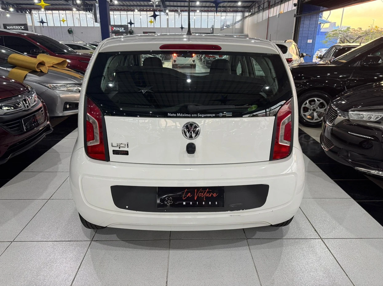 VOLKSWAGEN UP