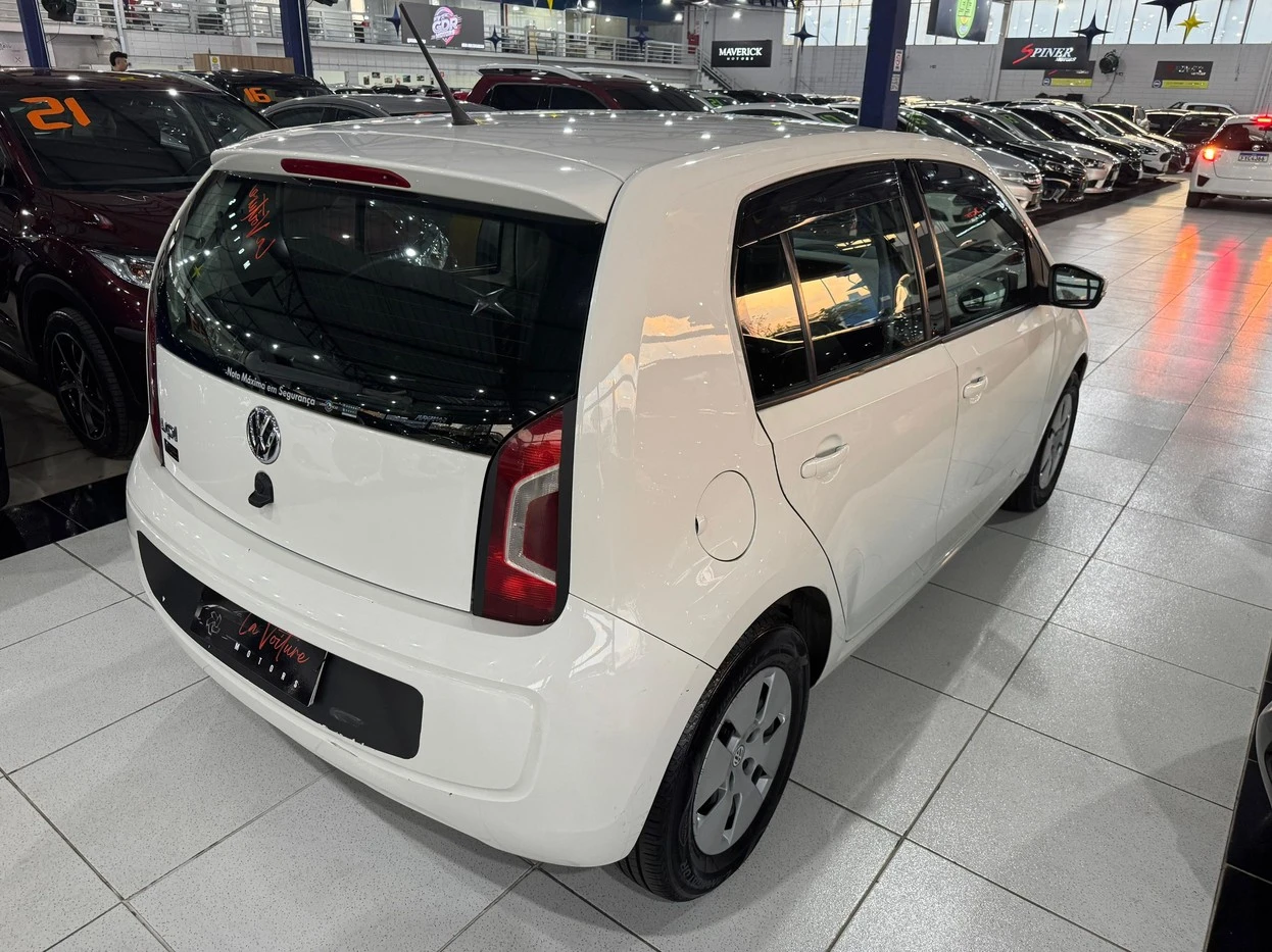 VOLKSWAGEN UP