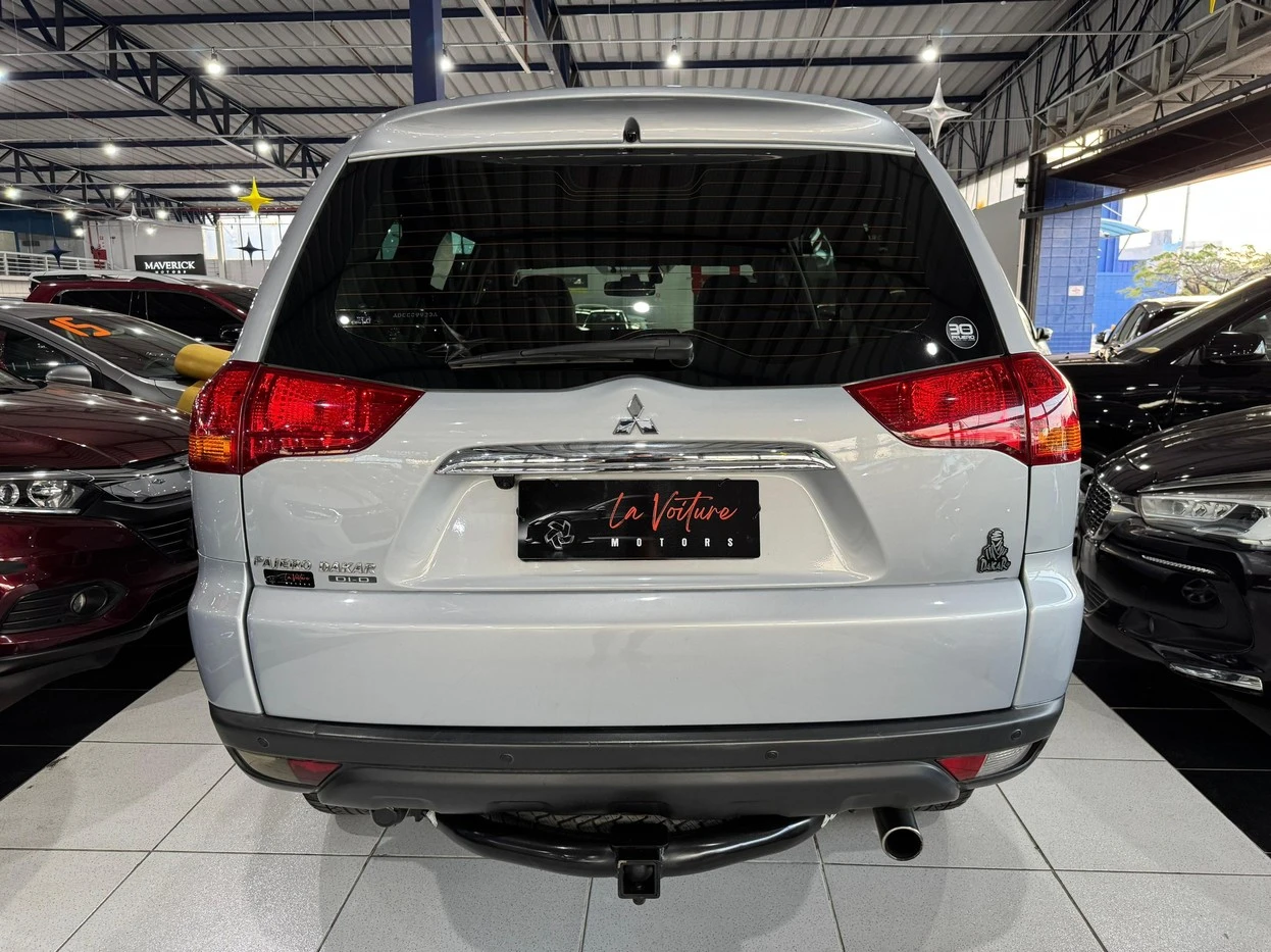 MITSUBISHI PAJERO DAKAR