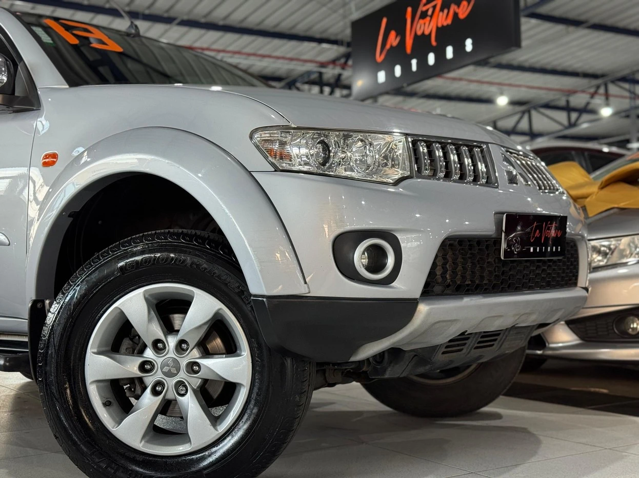 MITSUBISHI PAJERO DAKAR