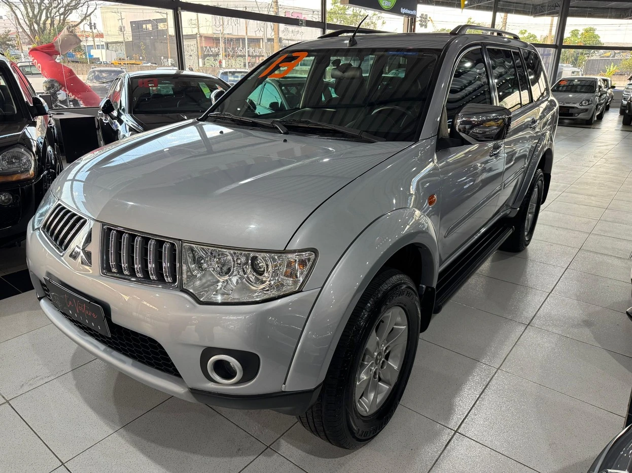 MITSUBISHI PAJERO DAKAR