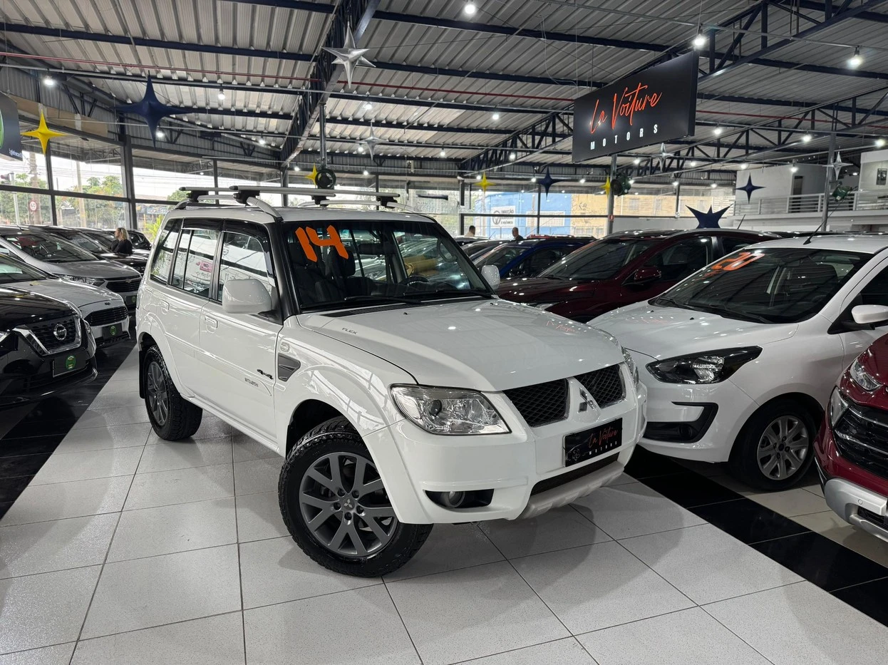 MITSUBISHI PAJERO TR4