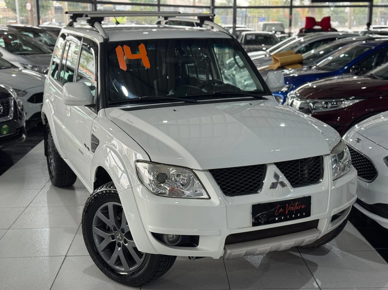 MITSUBISHI PAJERO TR4