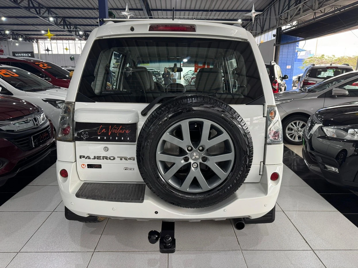MITSUBISHI PAJERO TR4