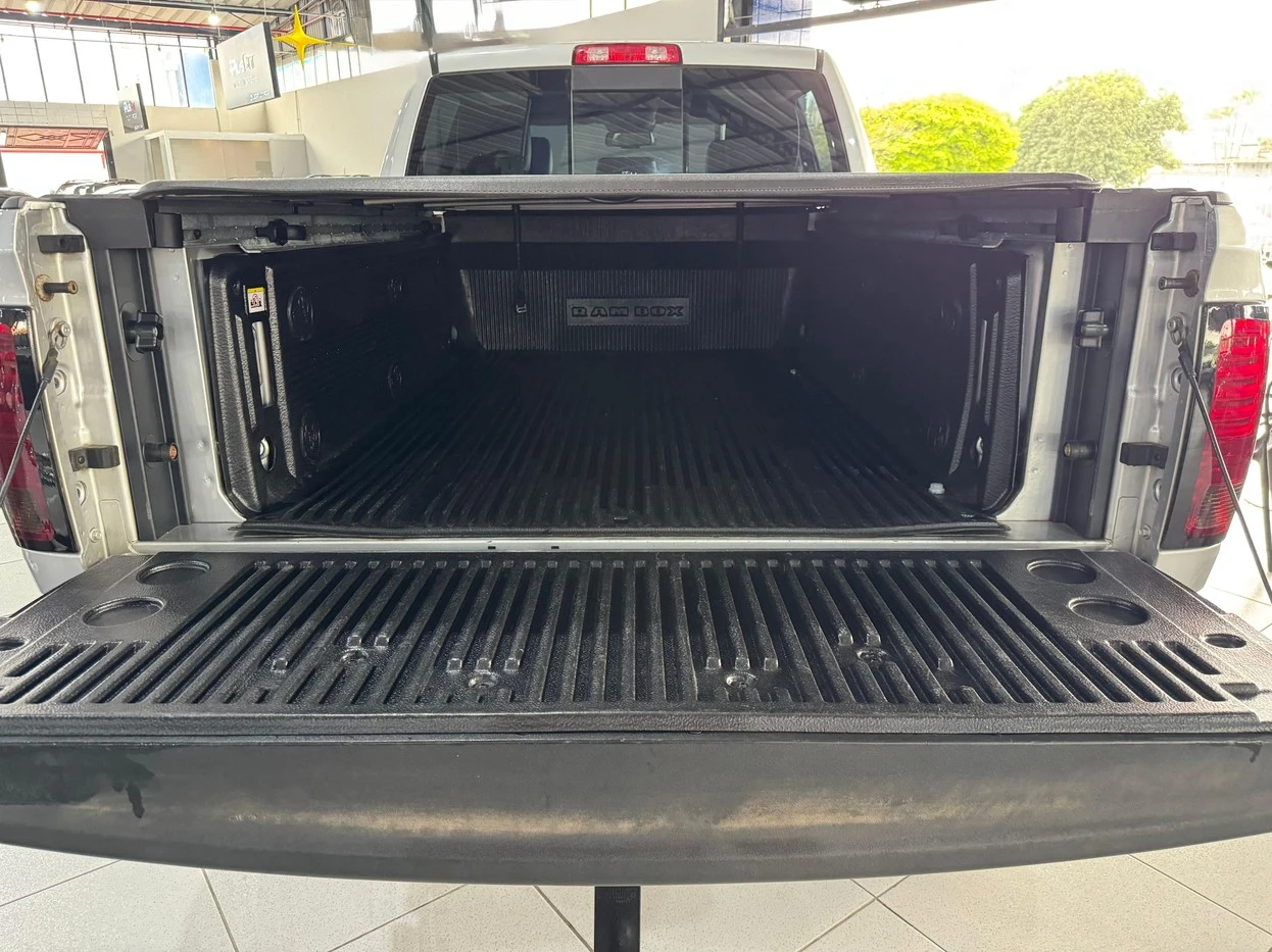 DODGE RAM