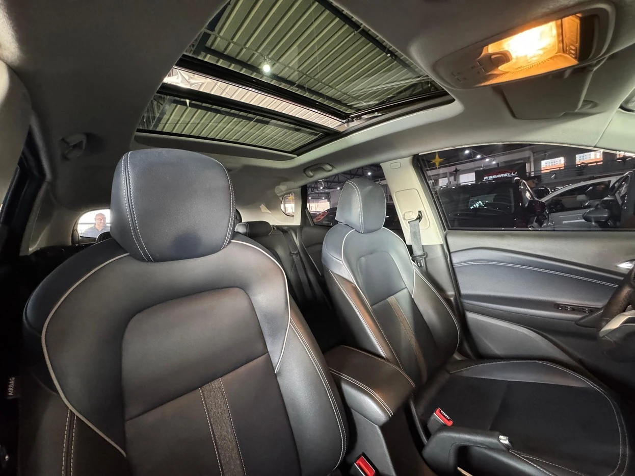 CHEVROLET TRACKER