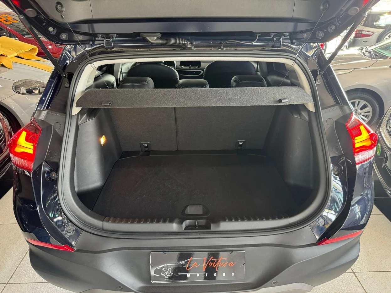 CHEVROLET TRACKER